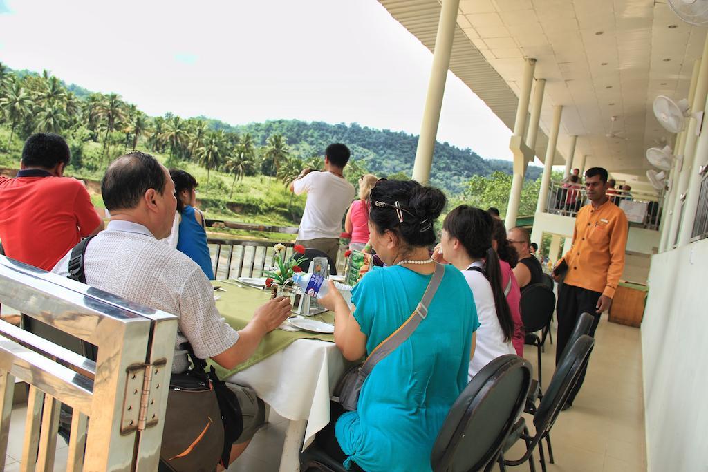 Hotel Pinnalanda - New Deal! Half Off Airport Pickups Available Pinnawala  Exterior foto